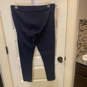 Navy Vera Wang leggings